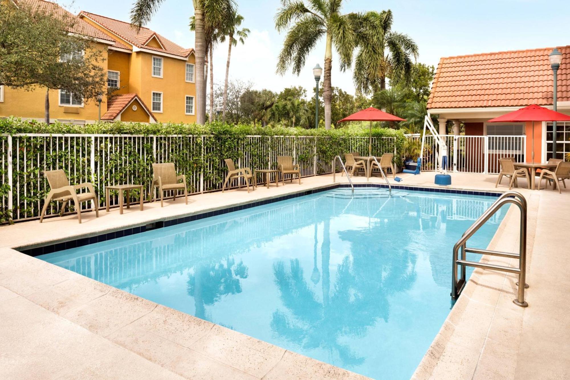 Towneplace Suites Fort Lauderdale West Екстер'єр фото
